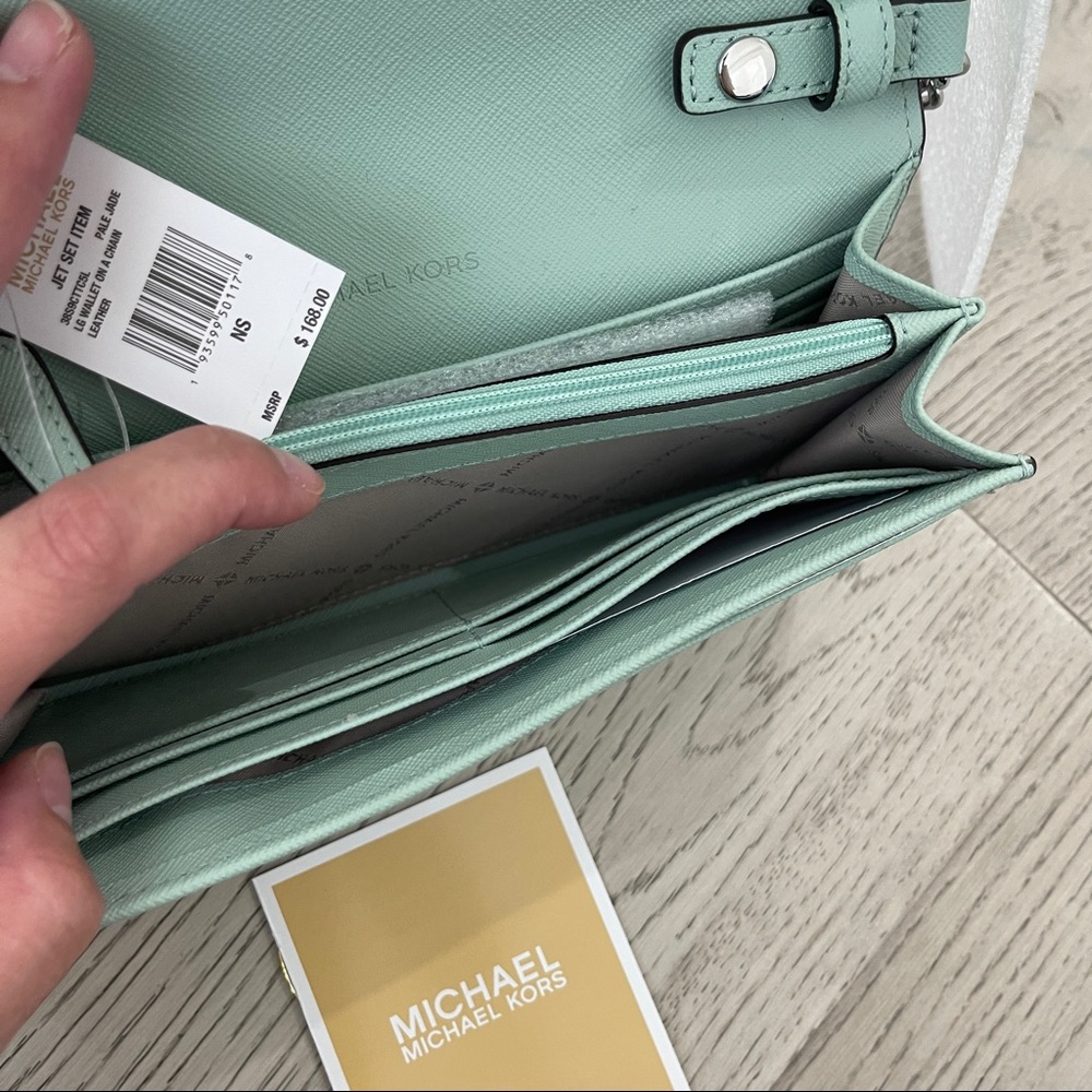 MICHAEL KORS | Jet Set Wallet On A Chain NWT - Picture 8 of 11